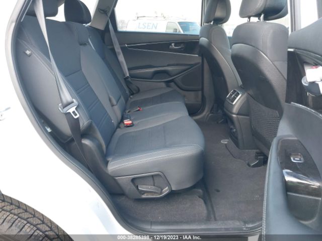 5XYPGDA39GG109961 KIA Sorento 2.4l Lx