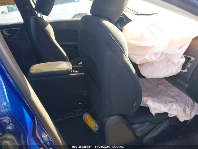Chrysler 200 Limited 2015 1C3CCCABXFN690118 Image 5