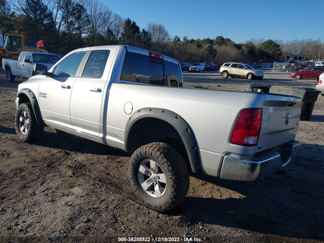 1C6RR7GG7JS133764 RAM 1500 Slt Quad Cab 4x4 6'4 Box