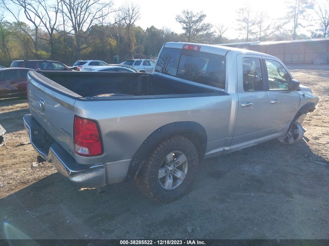 1C6RR7GG7JS133764 RAM 1500 Slt Quad Cab 4x4 6'4 Box