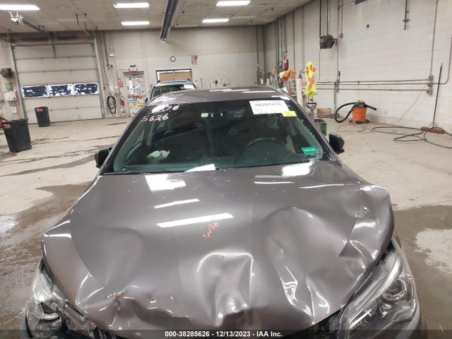 2015 TOYOTA CAMRY SE VIN: 4T1BF1FK2FU051616