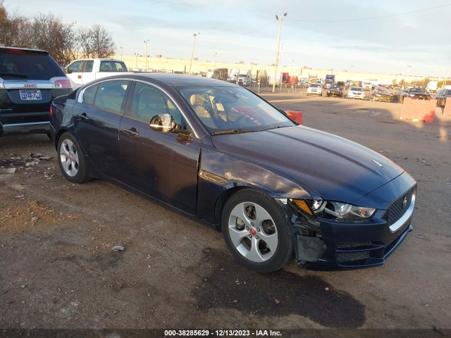 2017 JAGUAR XE SAJAR4BG7HA976523 Photo 0
