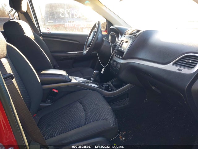 2019 DODGE JOURNEY SE VIN: 3C4PDCBB7KT687292