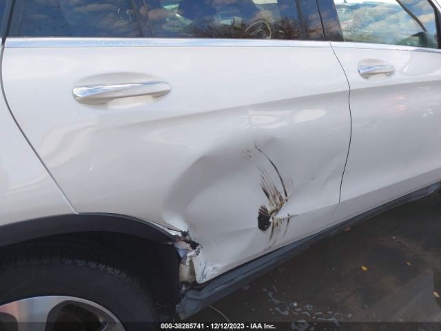 2019 MERCEDES-BENZ GLC 300 WDC0G4KB2KF548965 Photo 5