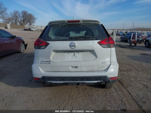2018 NISSAN ROGUE S VIN: KNMAT2MV4JP523706