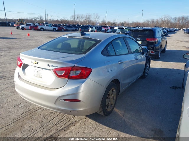 Chevrolet Cruze Ls Manual 2018 1G1BB5SM0J7141250 Image 4