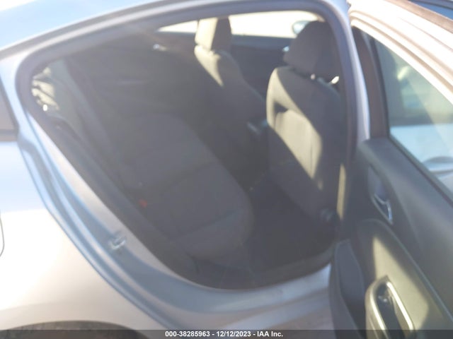 Chevrolet Cruze Ls Manual 2018 1G1BB5SM0J7141250 Image 8