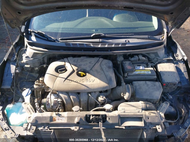 2014 HYUNDAI ELANTRA SE VIN: 5NPDH4AE1EH472181