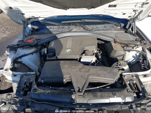 BMW 320i Xdrive 2015 WBA3C3G50FNS75173 Image 10