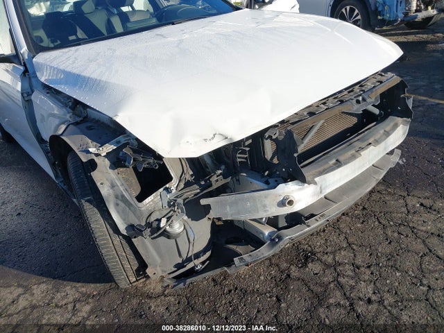 BMW 320i Xdrive 2015 WBA3C3G50FNS75173 Image 6