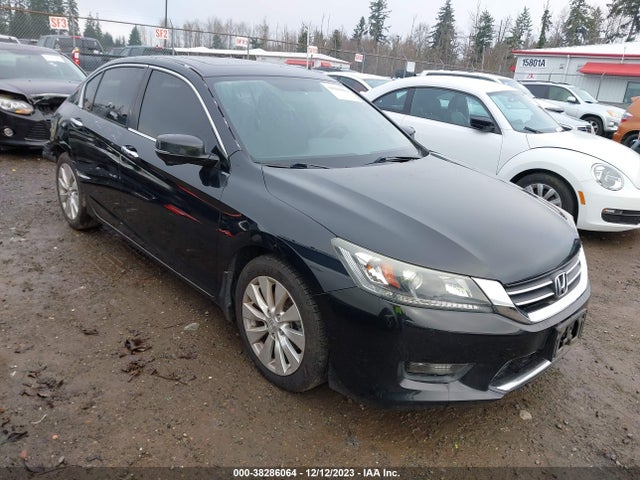 2015 1HGCR2F72FA267678 main image