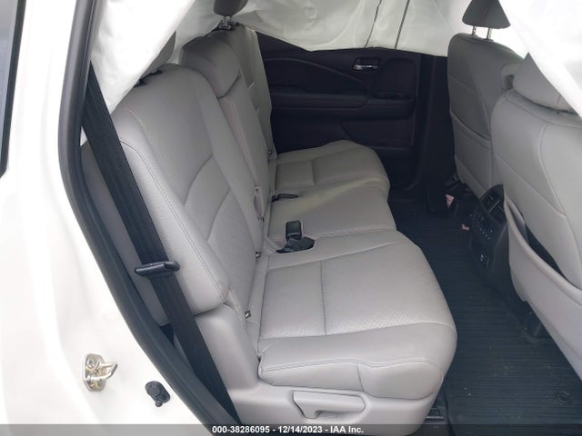 Honda Passport Elite 2019 5FNYF8H04KB001032 Image 8