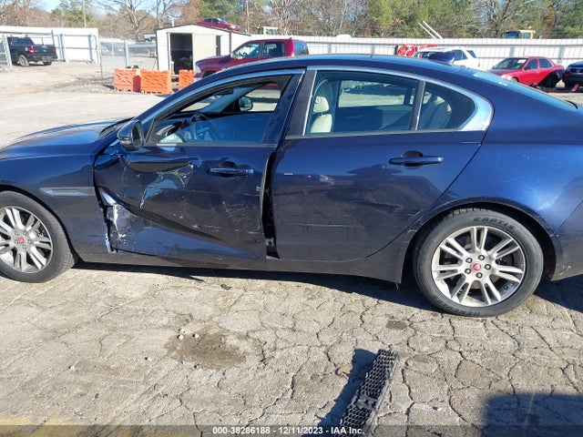 2018 JAGUAR XE SAJAJ4FX6JCP31739 Photo 5