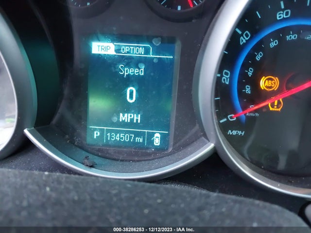 Chevrolet Cruze Ls Auto 2015 1G1PA5SH3F7227008 Image 15
