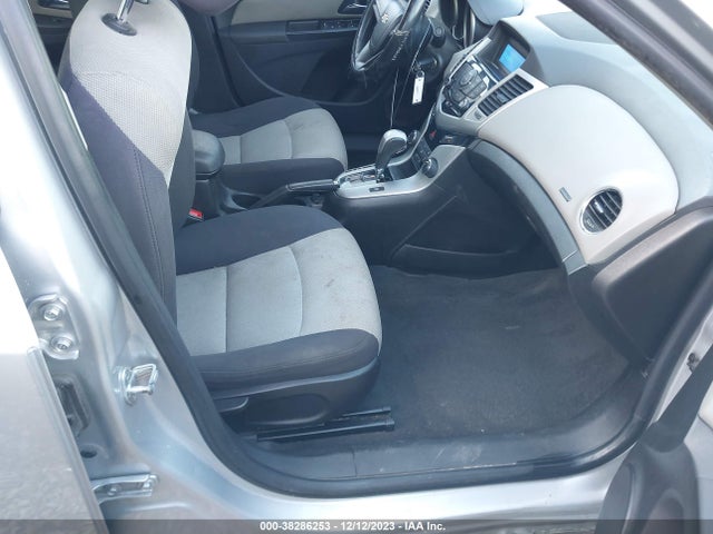 Chevrolet Cruze Ls Auto 2015 1G1PA5SH3F7227008 Image 5