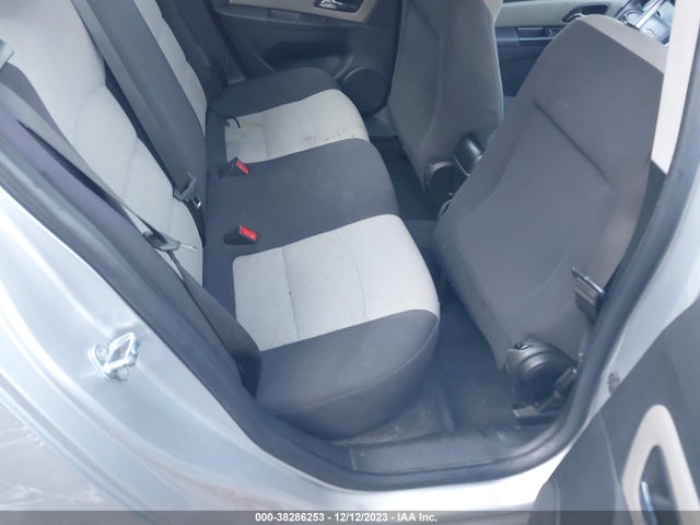 Chevrolet Cruze Ls Auto 2015 1G1PA5SH3F7227008 Image 8