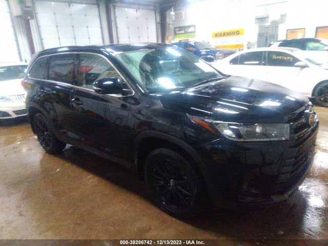 Toyota Highlander Se 2019 5TDJZRFH4KS624587 Image 1
