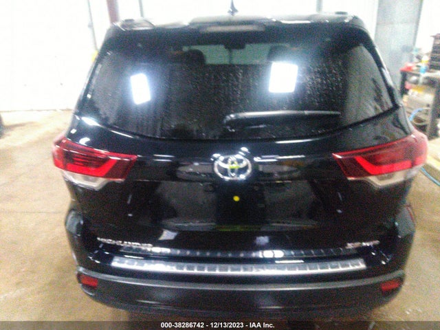 Toyota Highlander Se 2019 5TDJZRFH4KS624587 Image 16