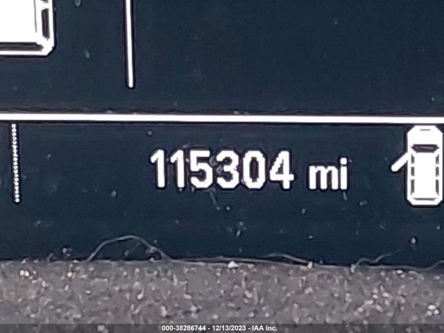 Chevrolet EQUINOX LT 2018 2GNAXSEV2J6307458 Image 15