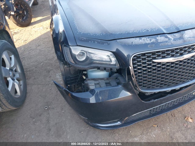 2017 CHRYSLER 300 S VIN: 2C3CCAGG4HH631536