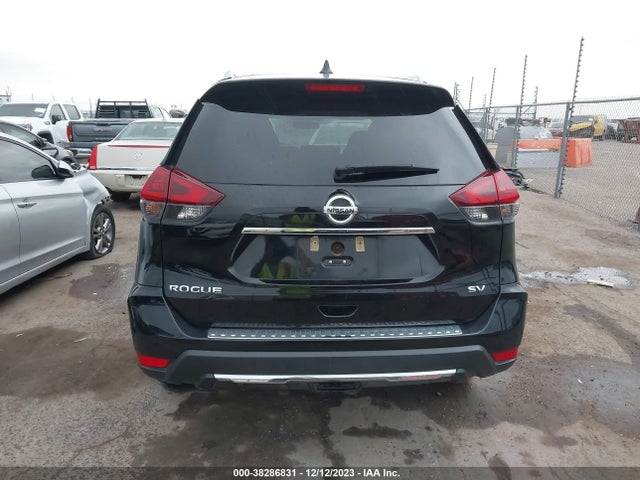 Nissan ROGUE SV 2018 5N1AT2MTXJC774599 Image 17
