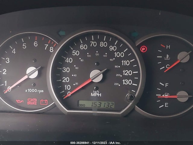 2005 KIA SEDONA LX/EX VIN: KNDUP132256739469