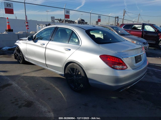 55SWF4JB7JU271896 Mercedes-Benz C 300
