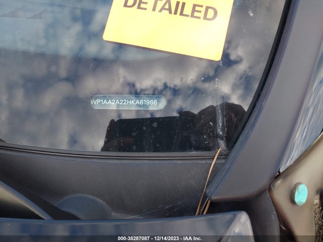 2017 PORSCHE CAYENNE WP1AA2A22HKA81966 Photo 8