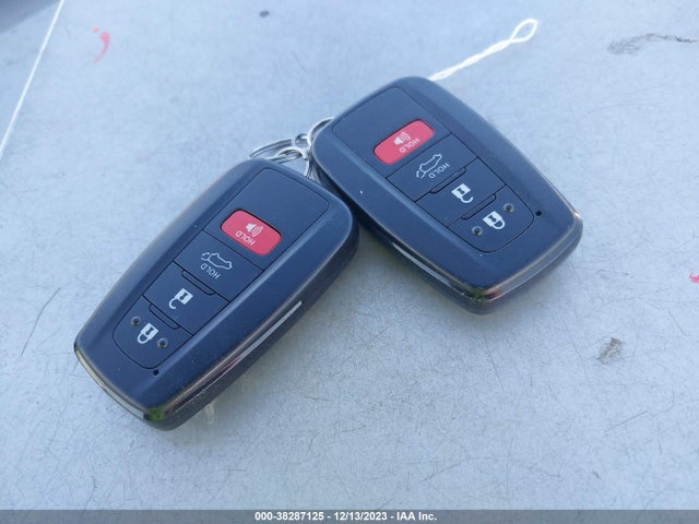 Toyota Rav4 Xle 2019 JTMP1RFV2KD039316 Image 11