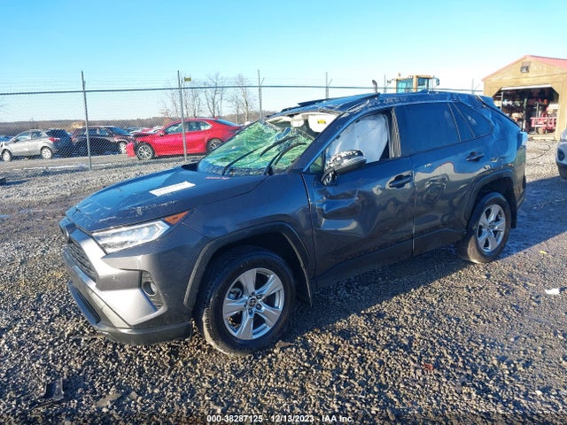 Toyota Rav4 Xle 2019 JTMP1RFV2KD039316 Image 2