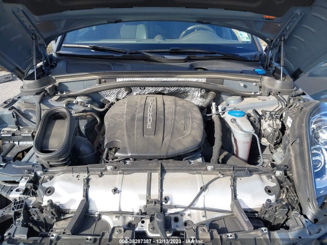 2018 PORSCHE MACAN WP1AA2A54JLB08286 Photo 9