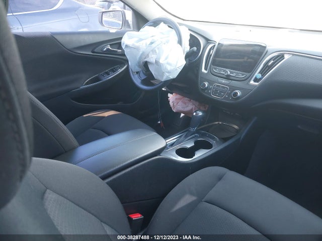 Chevrolet MALIBU LT 2019 1G1ZD5STXKF151193 Image 5