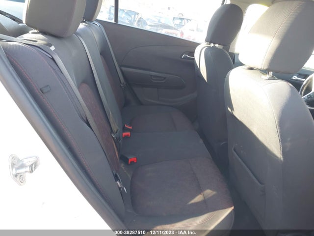 Chevrolet Sonic Lt Auto 2017 1G1JD5SH2H4160354 Image 8