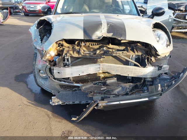 2018 MINI HARDTOP WMWXP5C50J2G63122 Photo 5