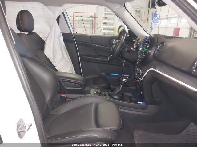 2019 MINI COUNTRYMAN WMZYT3C58K3J32556 Photo 4