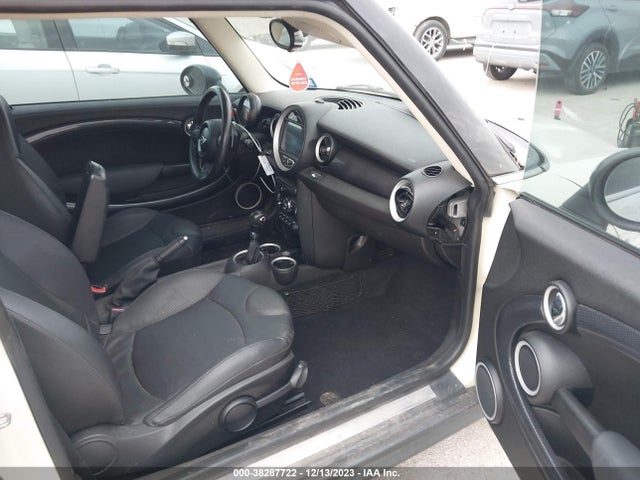2013 MINI HARDTOP WMWSV3C52DT391155 Photo 4