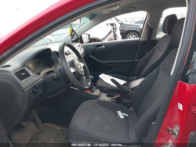 Volkswagen 2014 2014 3VW1K7AJ3EM413157 Image 15