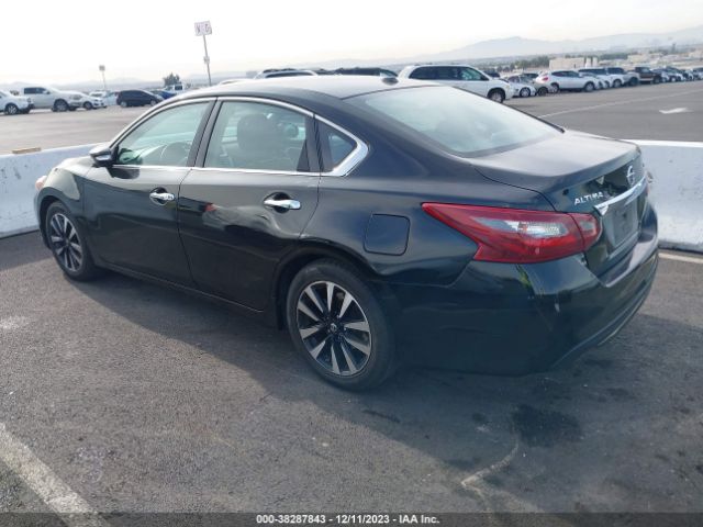 1N4AL3APXJC168145 Nissan Altima 2.5 Sl