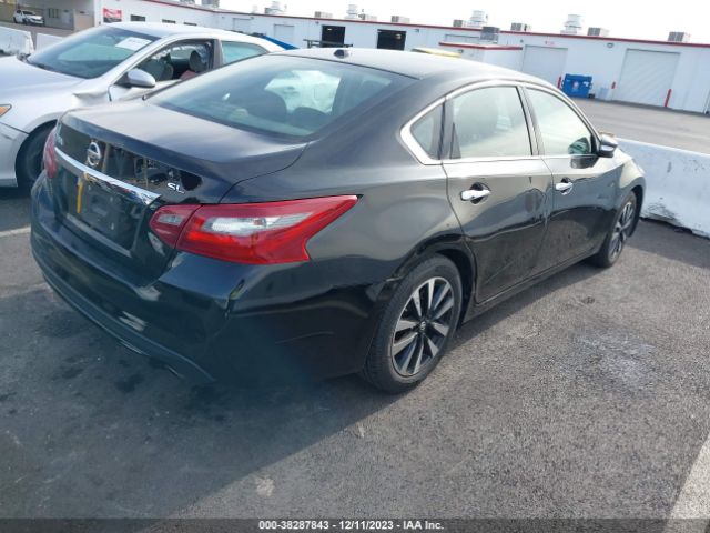1N4AL3APXJC168145 Nissan Altima 2.5 Sl
