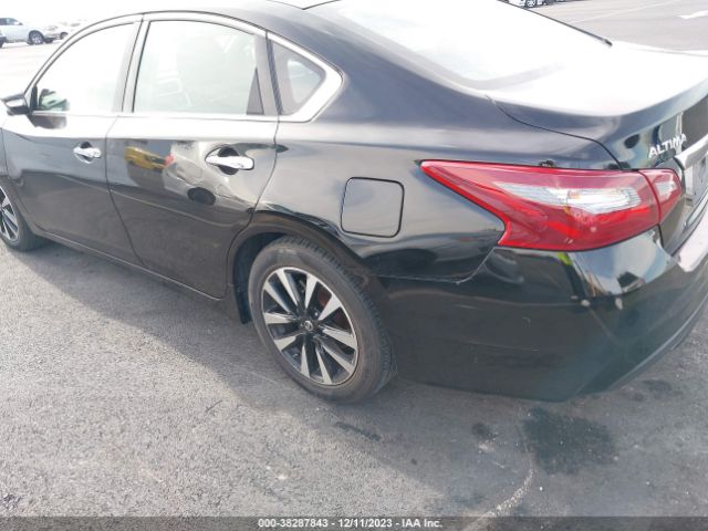 1N4AL3APXJC168145 Nissan Altima 2.5 Sl