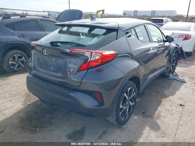 Toyota C-HR XLE 2018 NMTKHMBX3JR003698 Image 4