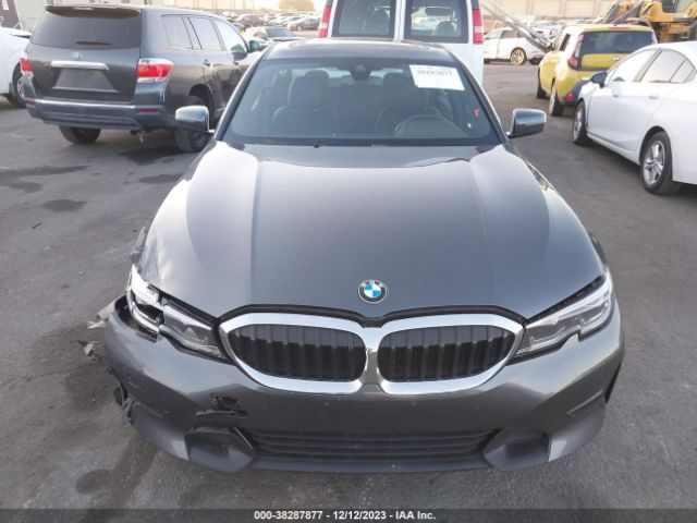 WBA5R1C5XKAJ98444 BMW 330I