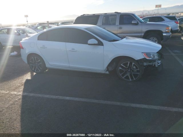 YV126MFL9J2454103 Volvo S60 T5 Dynamic