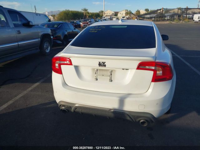 YV126MFL9J2454103 Volvo S60 T5 Dynamic
