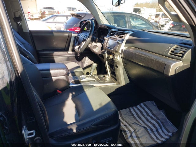 Toyota 4runner Sr5 Premium 2016 JTEBU5JR3G5351680 Image 5