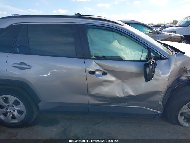 Toyota RAV4 LE 2019 2T3H1RFV8KW052966 Image 12