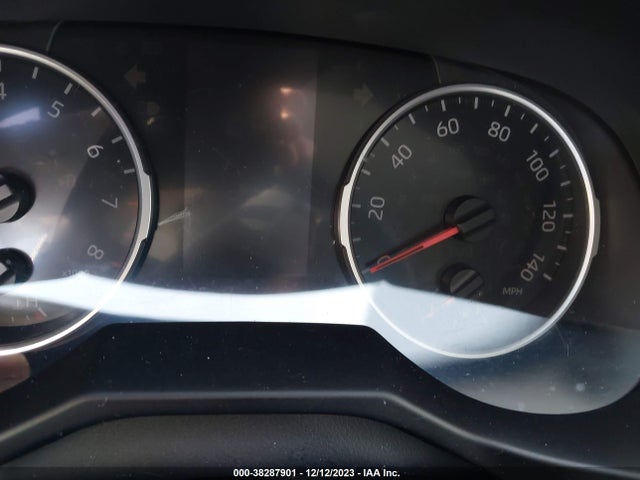 Toyota RAV4 LE 2019 2T3H1RFV8KW052966 Image 14