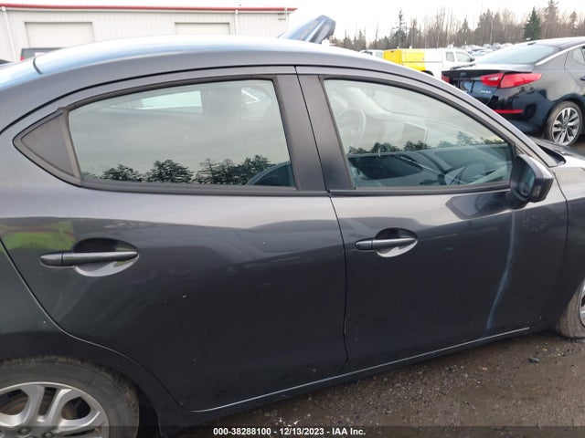 Scion IA 2016 3MYDLBZV4GY109551 Image 13