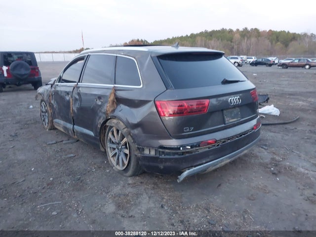 2018 AUDI Q7 3.0T PREMIUM VIN: WA1VAAF78JD020109