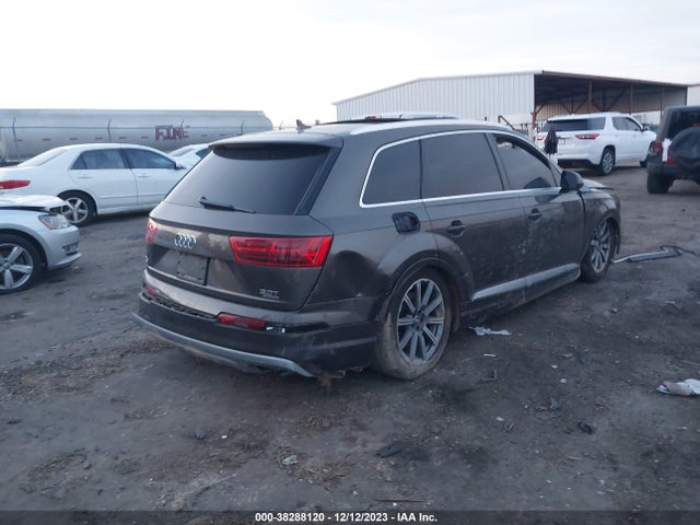 2018 AUDI Q7 3.0T PREMIUM VIN: WA1VAAF78JD020109